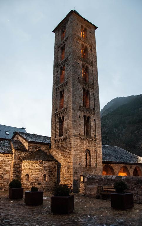 Sisquet Apartaments Erill la Vall Bagian luar foto